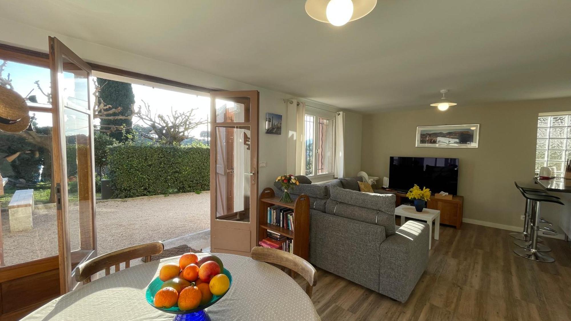Large Private Garden, Quiet 2-Bedroom Apartment, Air Conditioning, Wifi, Parking Cassis Dış mekan fotoğraf