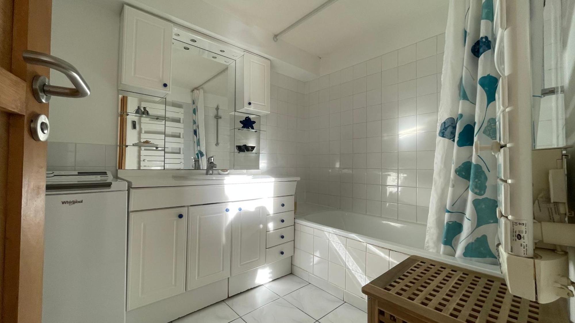Large Private Garden, Quiet 2-Bedroom Apartment, Air Conditioning, Wifi, Parking Cassis Dış mekan fotoğraf